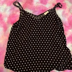 woman’s dotted shirt